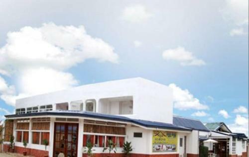 Aparthotel House Of Big Brother Palawan