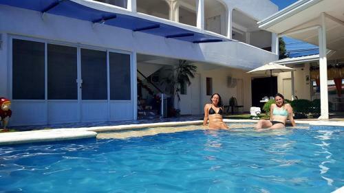 Aparthotel House Of Big Brother Palawan