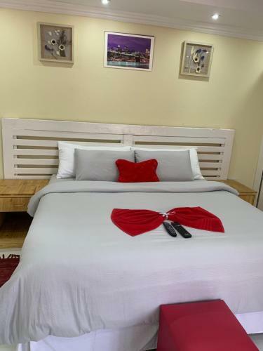 Bed & Breakfast Ekaya Palace Guest House