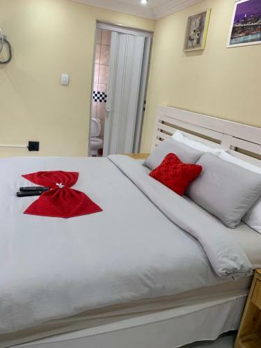 Bed & Breakfast Ekaya Palace Guest House