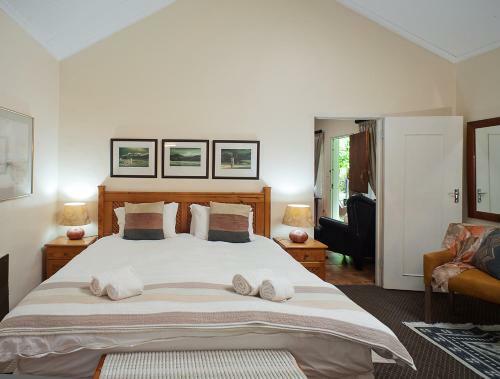 Lodge Birches Cottage & The Willows Garden Room
