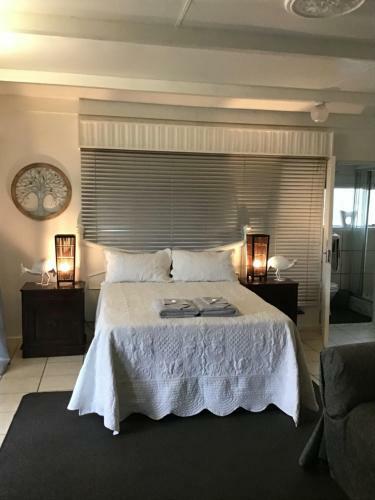 Bed & Breakfast White River B & B