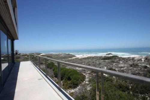 Villa Vame Beachfront