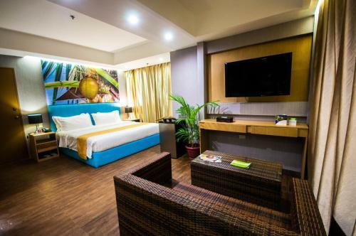 Aziza Paradise Hotel