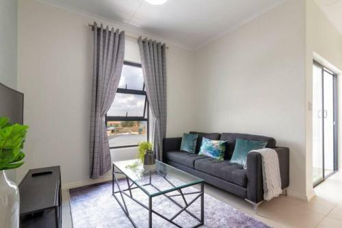 Apartamento Alimama Spaces: The Manson's 8 On New
