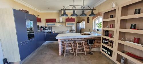 Sandmartins Private Secure Villa