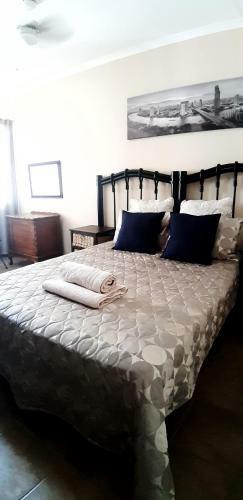Roos Getaway Apartments # 5