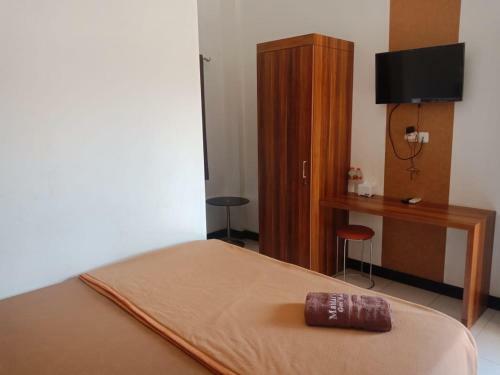 Hostal Mandastana Guest House And Kost