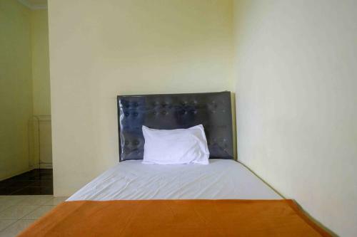 Hotel Tentrem Syariah Guesthouse Redpartner