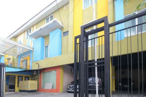 Hostal Pineapple Mansion Solo Redpartner