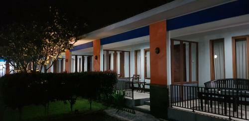 Mandalawangi Hotel