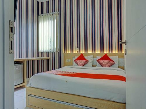 Hotel Oyo 90120 Bolang Room