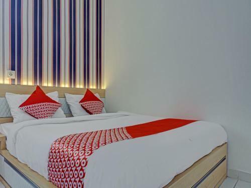 Hotel Oyo 90120 Bolang Room