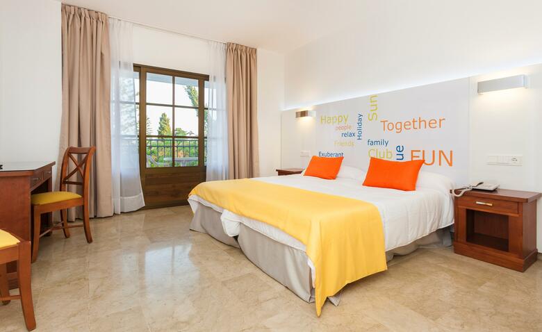 Hotel Globales Cortijo Blanco