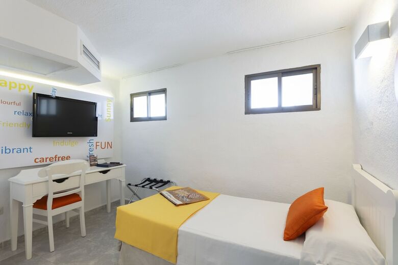 Hotel Globales Cortijo Blanco