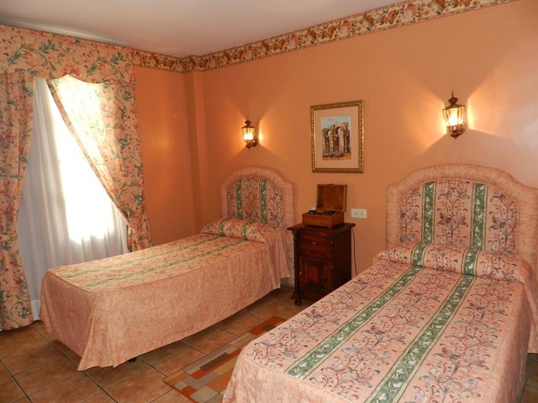 Hotel Don Javier (.)