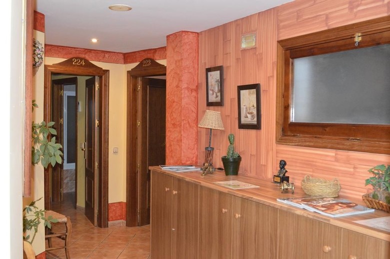 Hotel Don Javier (.)