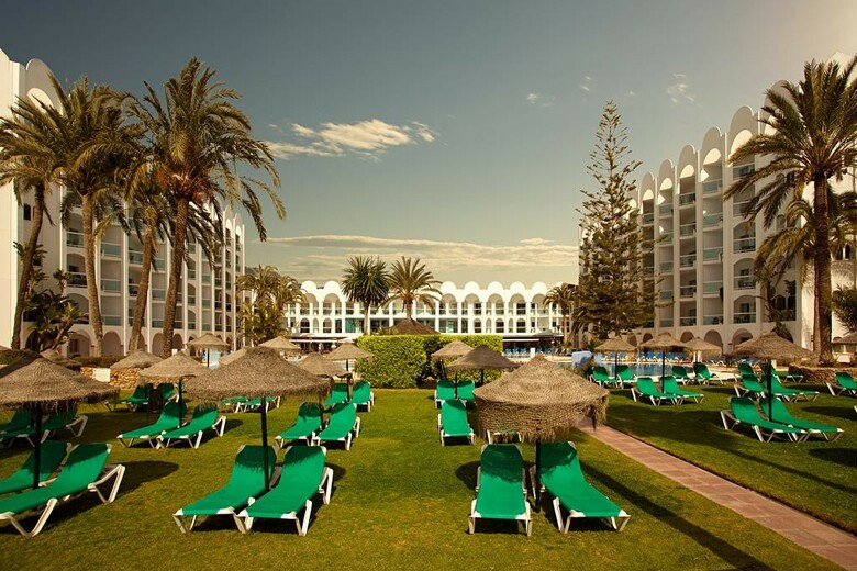 Aparthotel Ona Marinas De Nerja Spa Resort