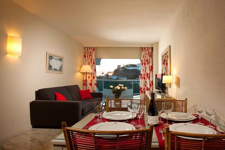 Aparthotel Ona Marinas De Nerja Spa Resort