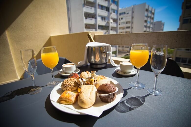 Hotel Marbella Inn