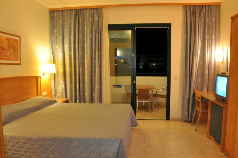 Pefkos Garden Hotel