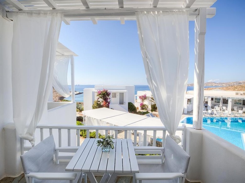 Apartamentos Minois Hotel Suites & Spa