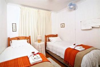Hostal De Keurboom Guesthouse