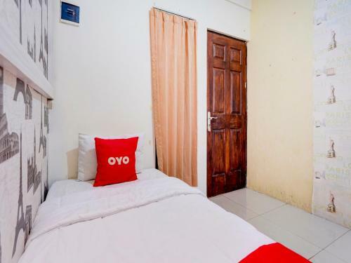 Hotel Oyo 90606 Glass House Citraland