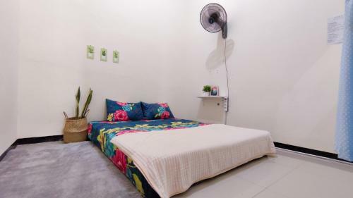 Bed & Breakfast Surabaya Homey Near Its