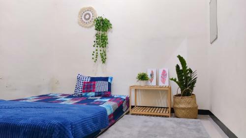 Bed & Breakfast Surabaya Homey Near Its