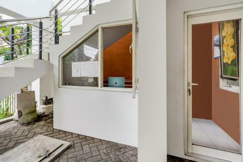 Hotel Oyo 90935 Rumah Kost Metroliving