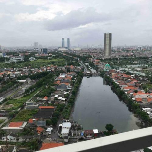 Chic Studio Apartment Pakuwon City Mall Free Wifi