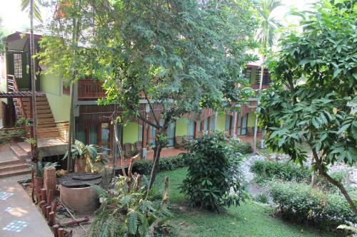 Hotel Auangkham Resort