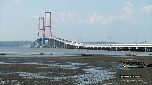 Bale Hinggil Surabaya