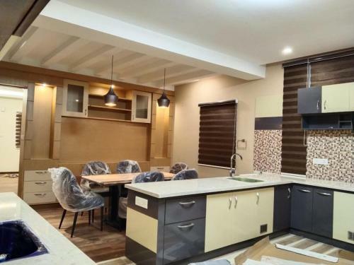 Hostal Kings Cliff Four Bedroom Home Stay