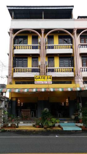 Hotel Gate 14 Inn