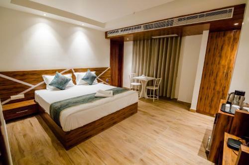Hotel Kanchan View