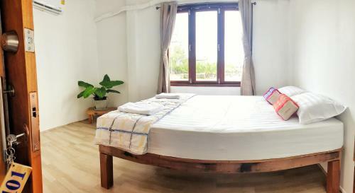 Baan Argong Homestay Pakphanang