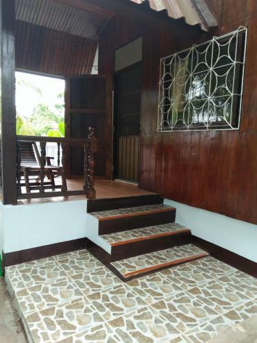 Hostal Wasuthan Garden House