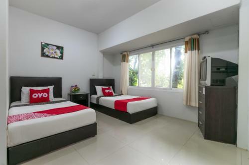 Hotel Vaccinated Staff - Oyo 1129 Leelavadee Resort Korat