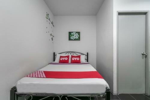 Hotel Vaccinated Staff - Oyo 1129 Leelavadee Resort Korat