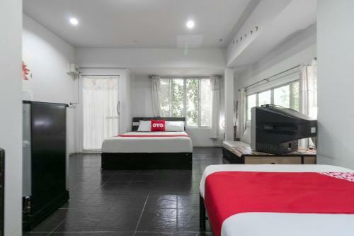 Hotel Vaccinated Staff - Oyo 1129 Leelavadee Resort Korat