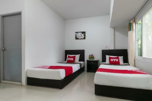 Hotel Vaccinated Staff - Oyo 1129 Leelavadee Resort Korat