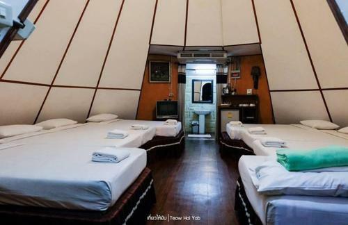 Thongsomboon Club Hotel