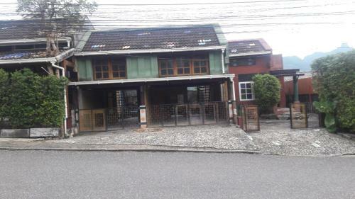 Hostal Phang-nga Cottage