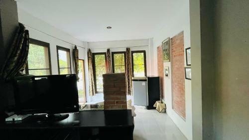 Hotel Moon River Resort Phimai