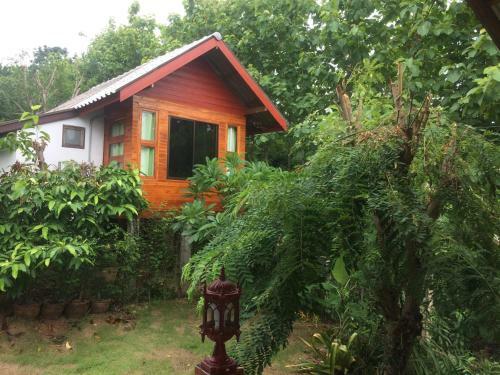 Settee Homestay