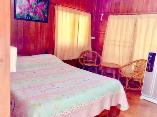Settee Homestay