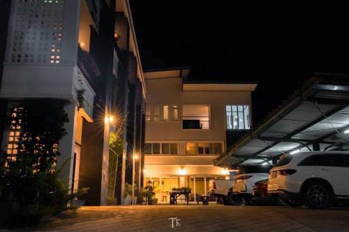Dselin Boutique Hotel & Nails