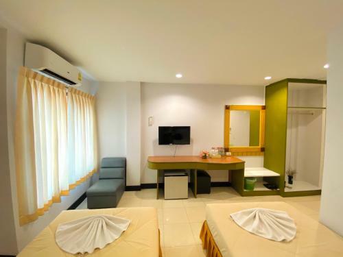 Hotel Polkadot Hostel